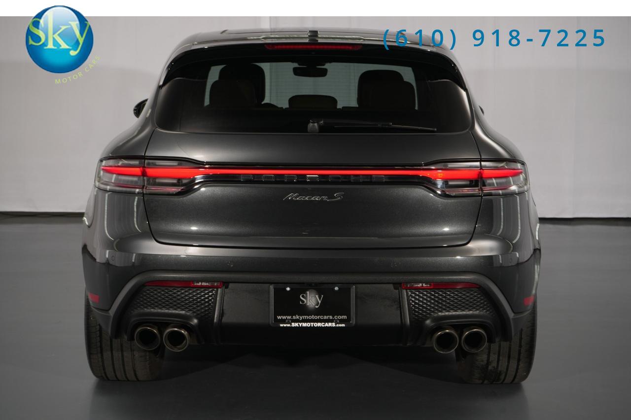 2022 Porsche Macan AWD S 1-Owner Bordeaux Seatbelts & Guages West Chester PA