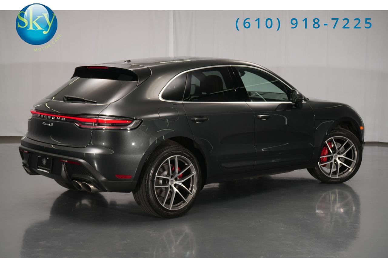 2022 Porsche Macan AWD S 1-Owner Bordeaux Seatbelts & Guages West Chester PA