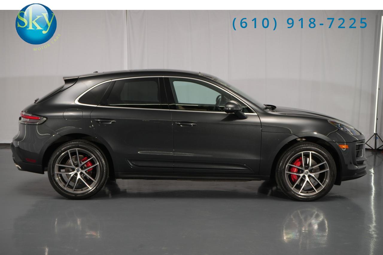 2022 Porsche Macan AWD S 1-Owner Bordeaux Seatbelts & Guages West Chester PA
