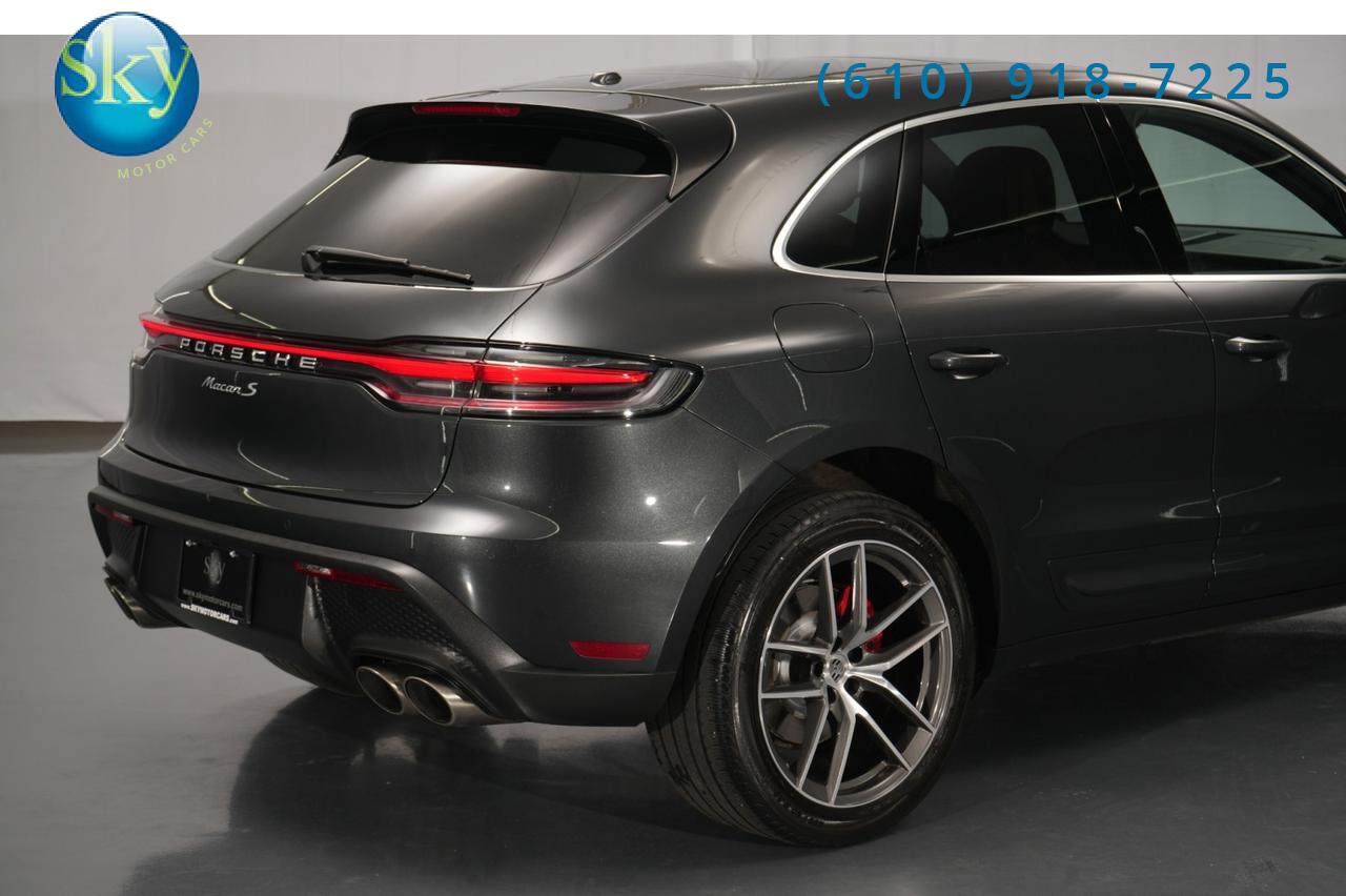 2022 Porsche Macan AWD S 1-Owner Bordeaux Seatbelts & Guages West Chester PA