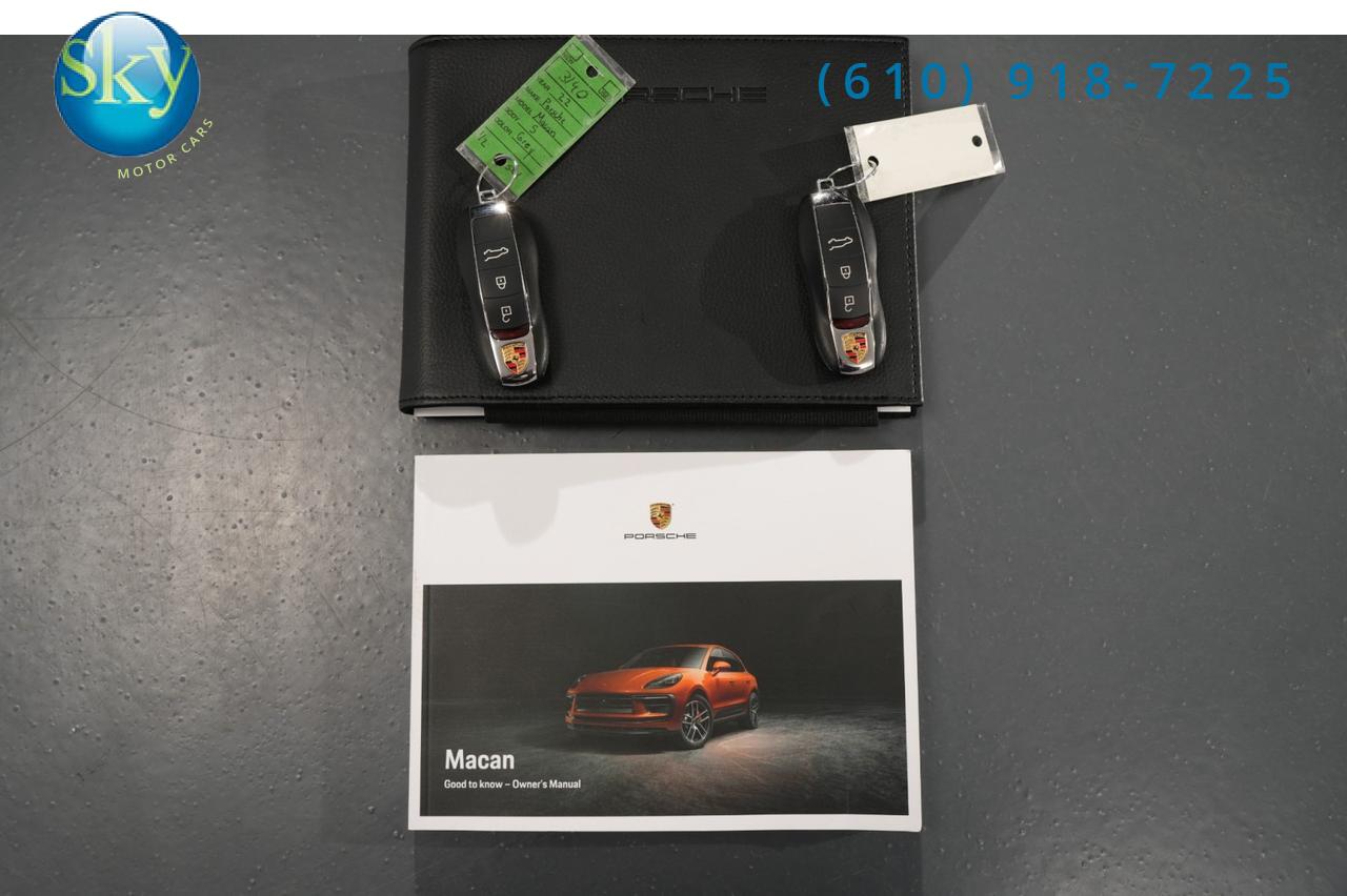 2022 Porsche Macan AWD S 1-Owner Bordeaux Seatbelts & Guages West Chester PA