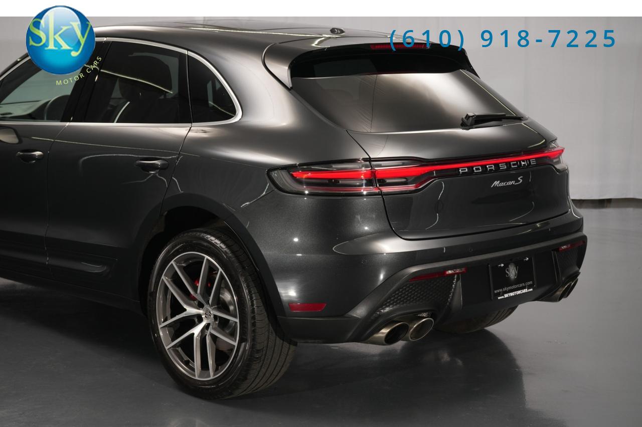 2022 Porsche Macan AWD S 1-Owner Bordeaux Seatbelts & Guages West Chester PA
