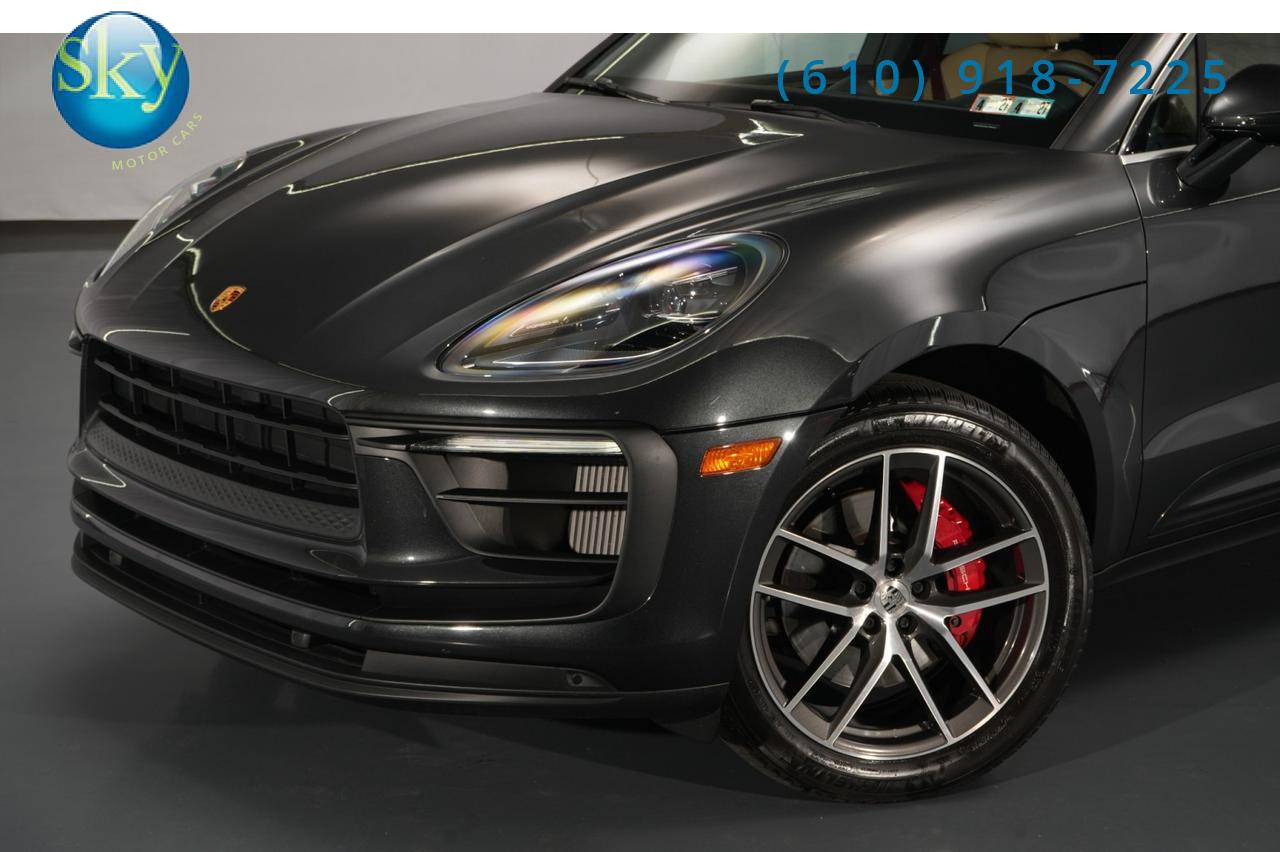 2022 Porsche Macan AWD S 1-Owner Bordeaux Seatbelts & Guages West Chester PA