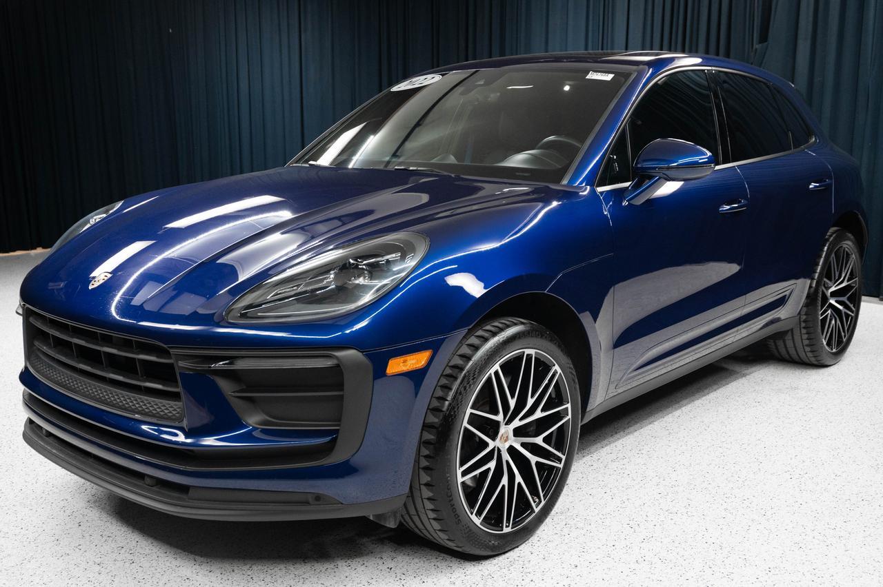 2022 Porsche Macan AWD SUV