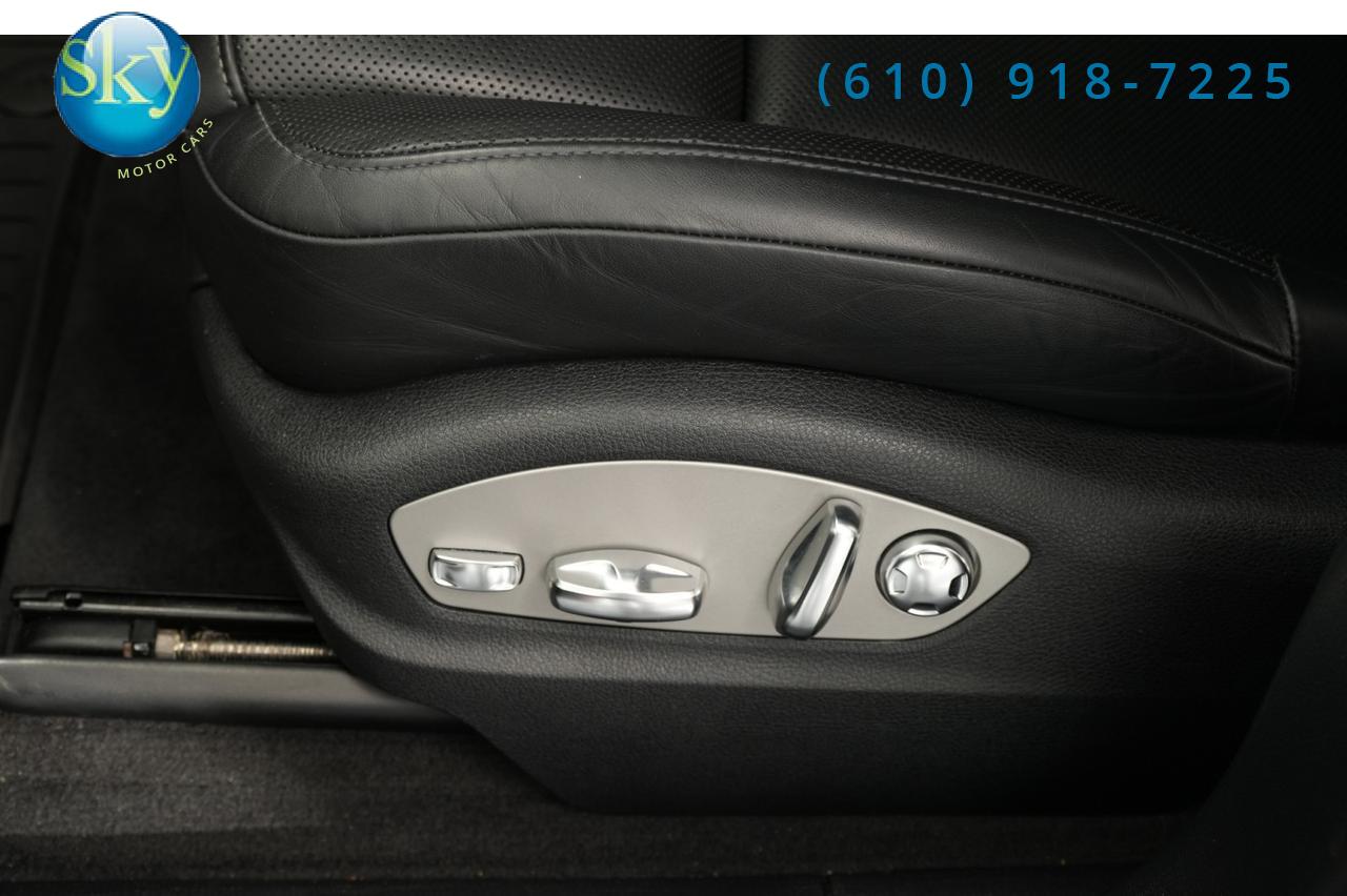 2022 Porsche Macan AWD West Chester PA