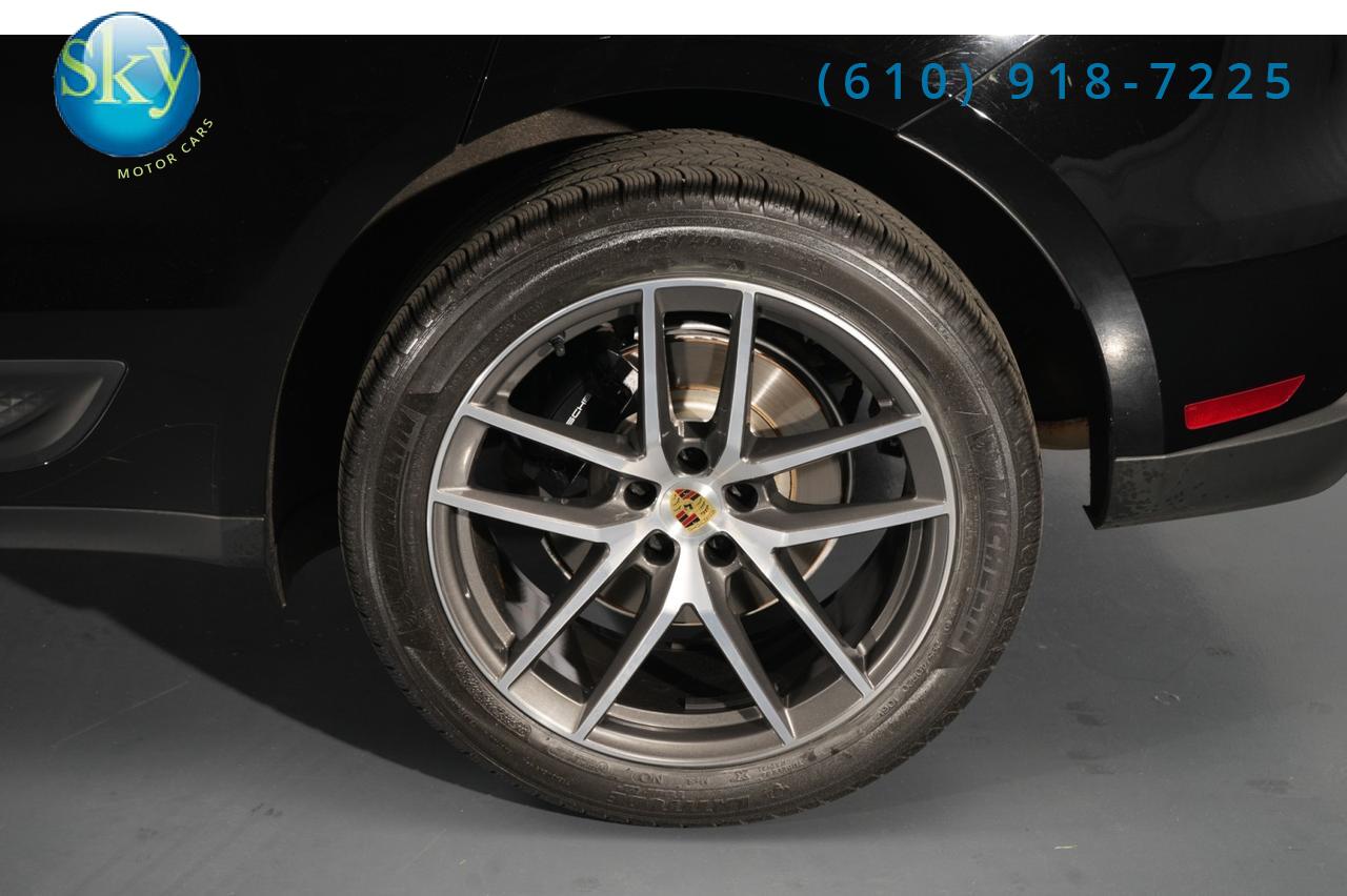 2022 Porsche Macan AWD West Chester PA