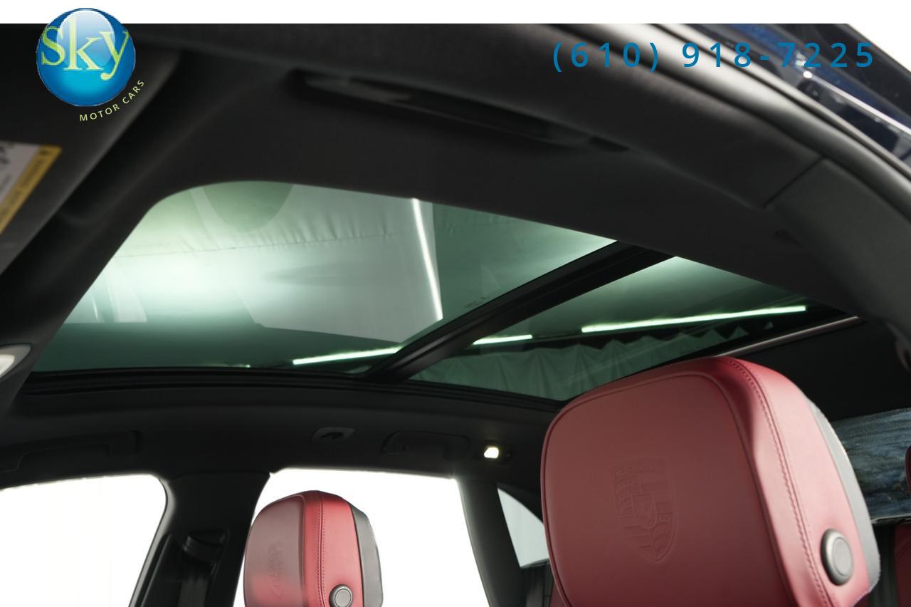 2022 Porsche Macan AWD West Chester PA