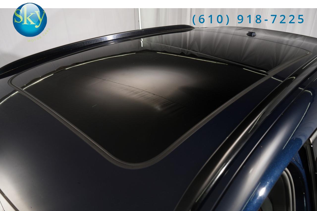 2022 Porsche Macan AWD West Chester PA