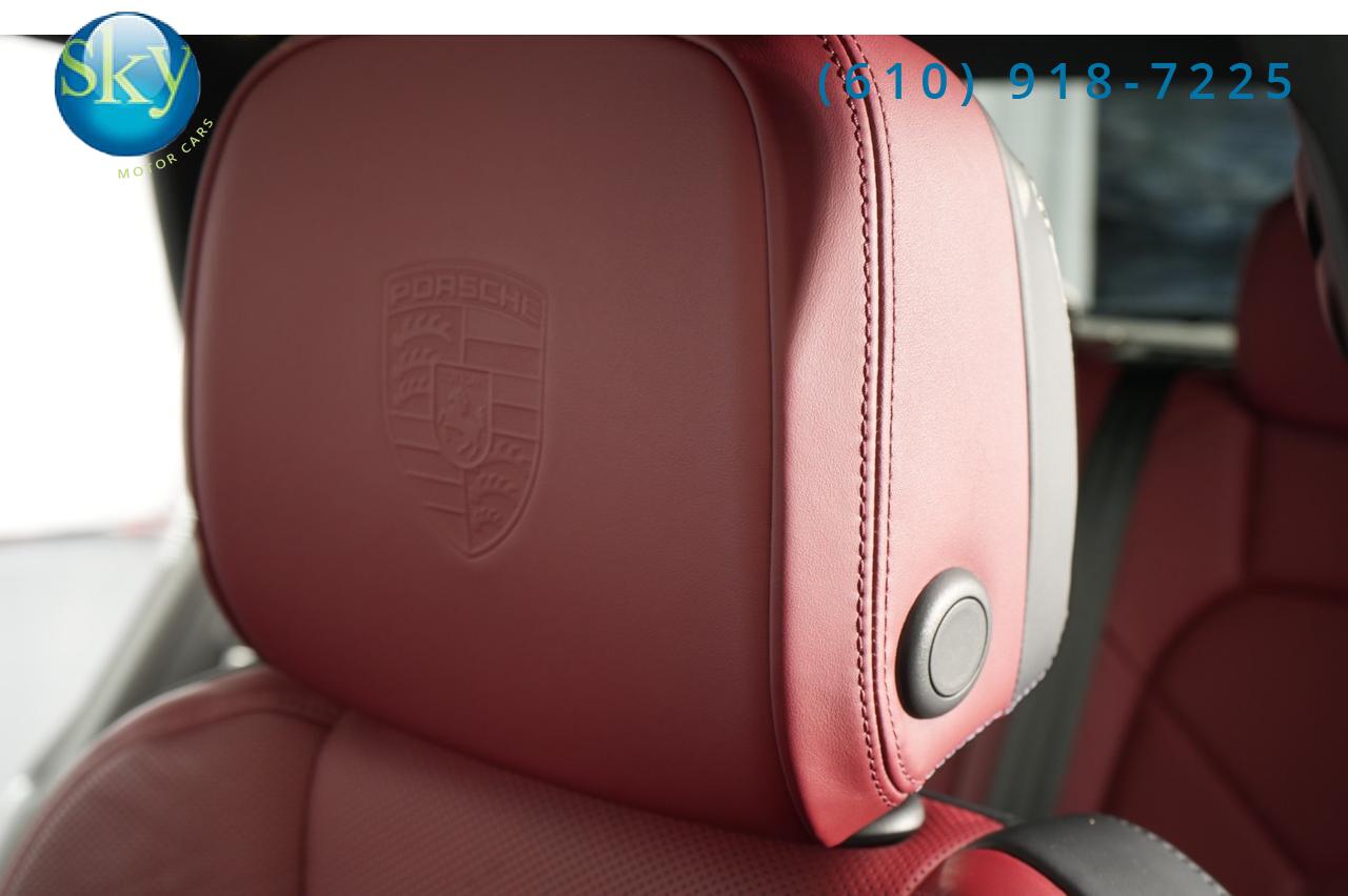 2022 Porsche Macan AWD West Chester PA
