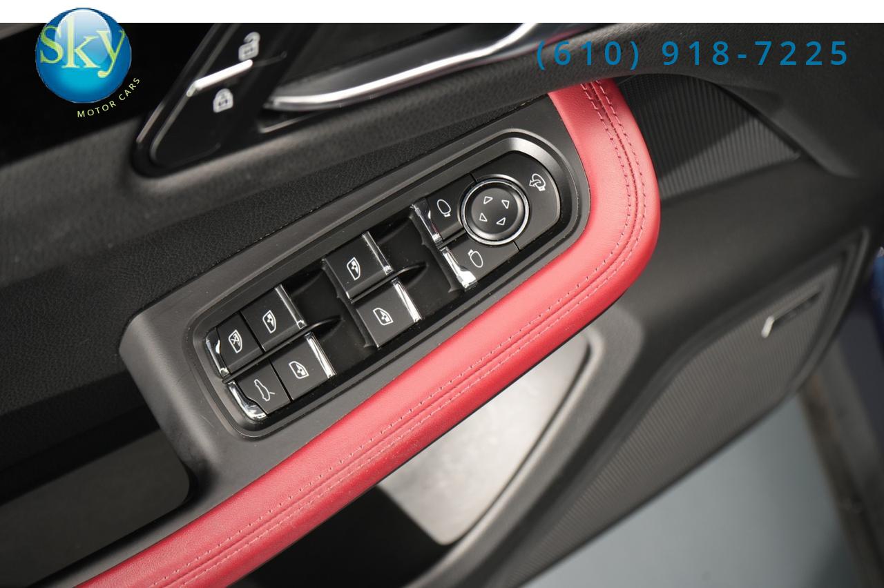 2022 Porsche Macan AWD West Chester PA