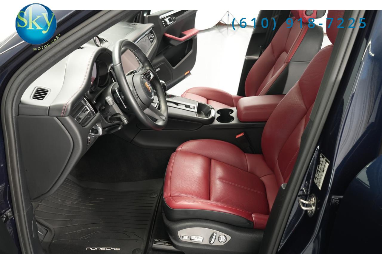 2022 Porsche Macan AWD West Chester PA