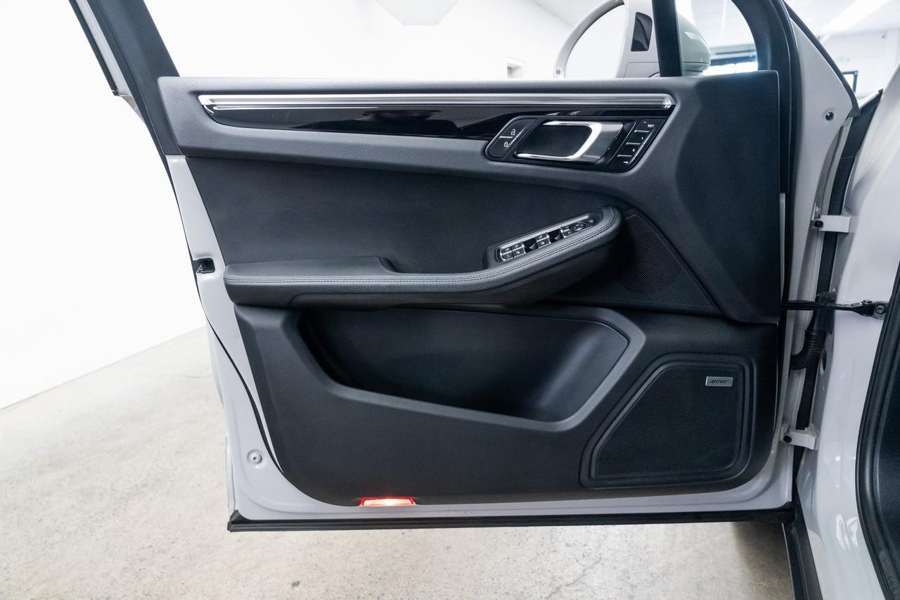 2022 Porsche Macan Base 1 Owner Vented Seats Premium Package Plus Portland OR