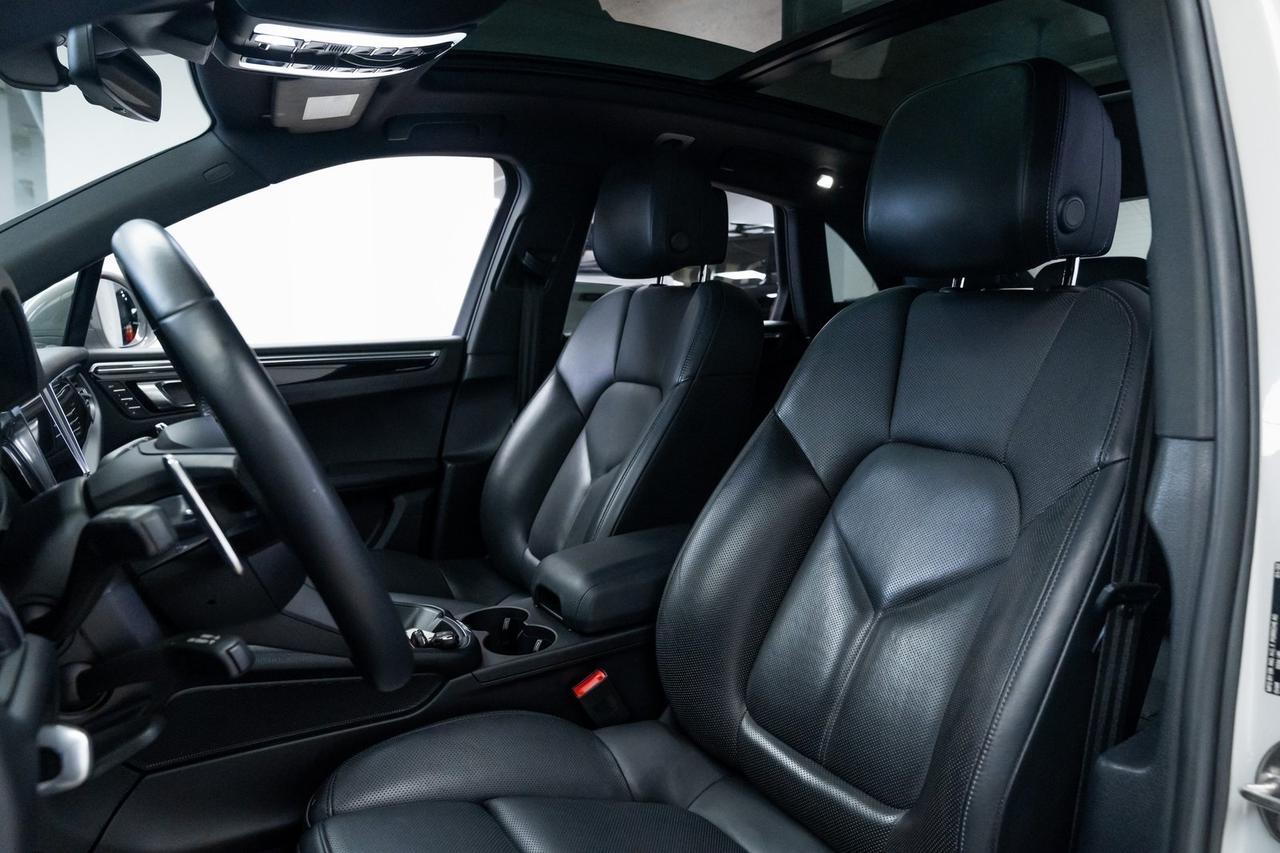 2022 Porsche Macan Base 1 Owner Vented Seats Premium Package Plus Portland OR