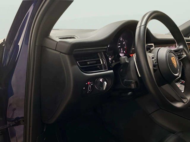 2022 Porsche Macan Base Dallas TX