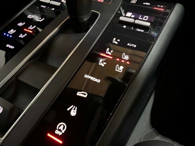 2022 Porsche Macan Base Dallas TX