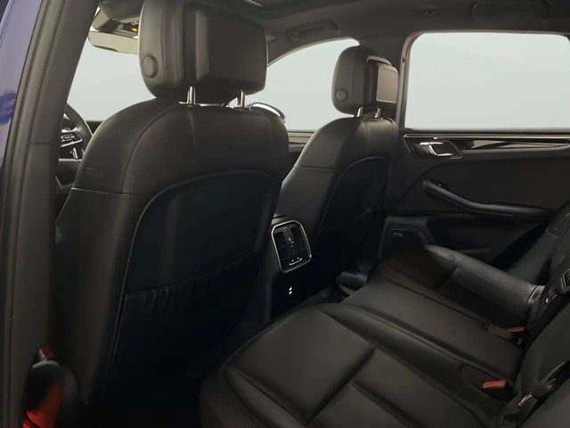 2022 Porsche Macan Base Dallas TX