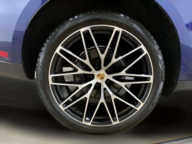 2022 Porsche Macan Base Dallas TX