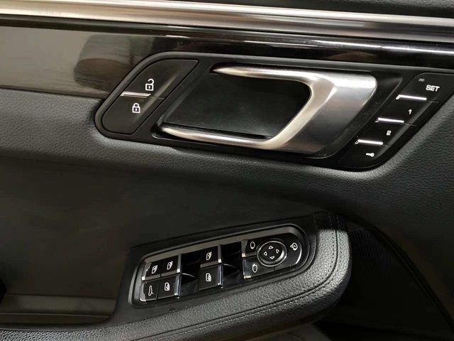 2022 Porsche Macan Base Dallas TX