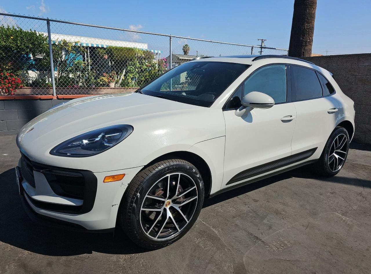 2022 Porsche Macan