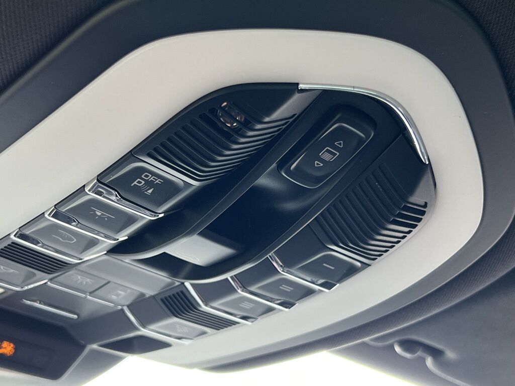 2022 Porsche Macan Base Indianapolis IN