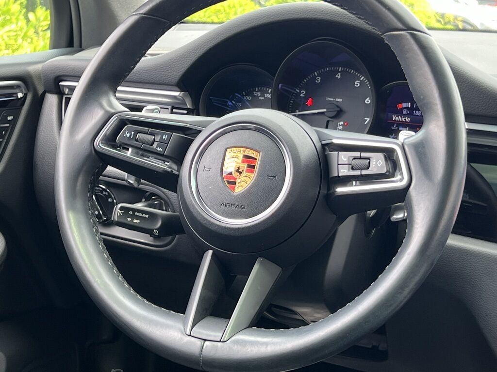 2022 Porsche Macan Base Indianapolis IN