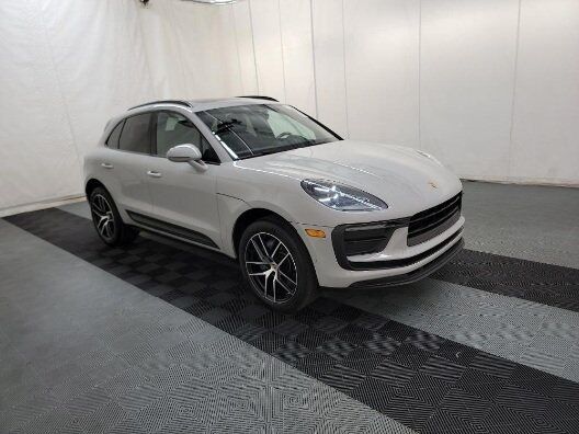 2022 Porsche Macan Base Indianapolis IN