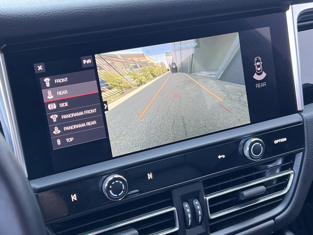 2022 Porsche Macan Base Indianapolis IN