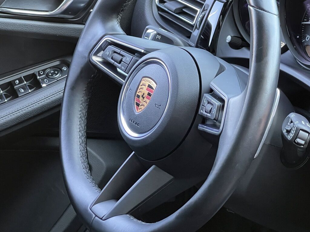 2022 Porsche Macan Base Indianapolis IN