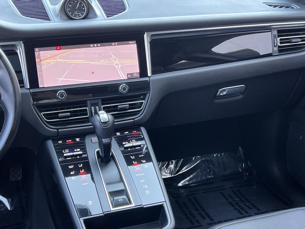 2022 Porsche Macan Base Indianapolis IN