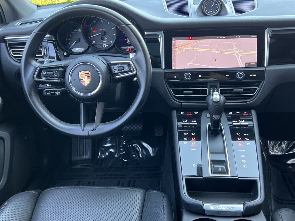 2022 Porsche Macan Base Indianapolis IN