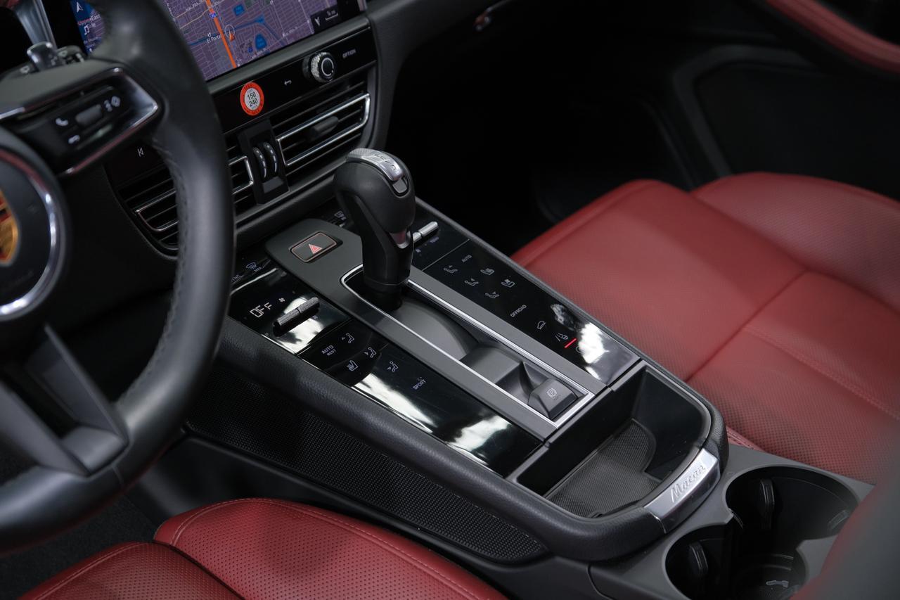 2022 Porsche Macan Base Miami FL