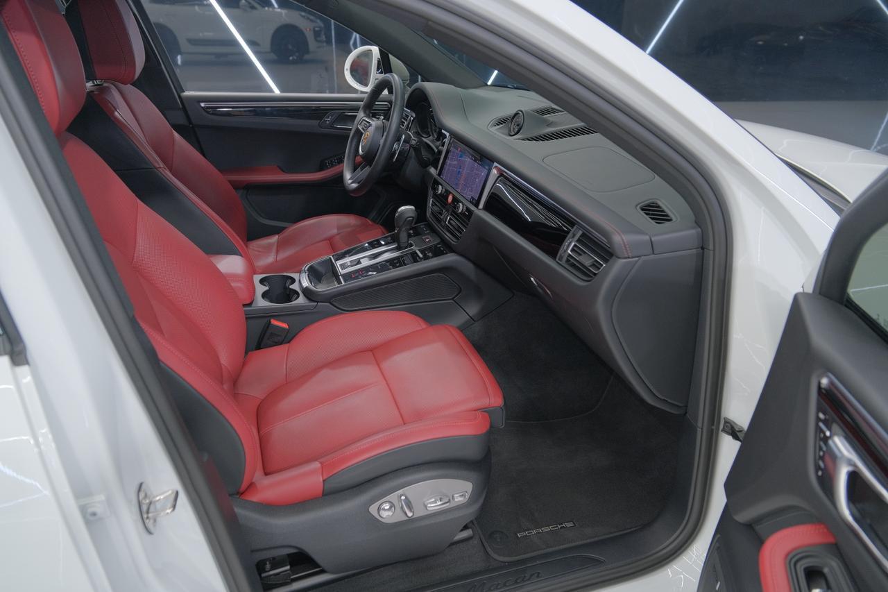 2022 Porsche Macan Base Miami FL