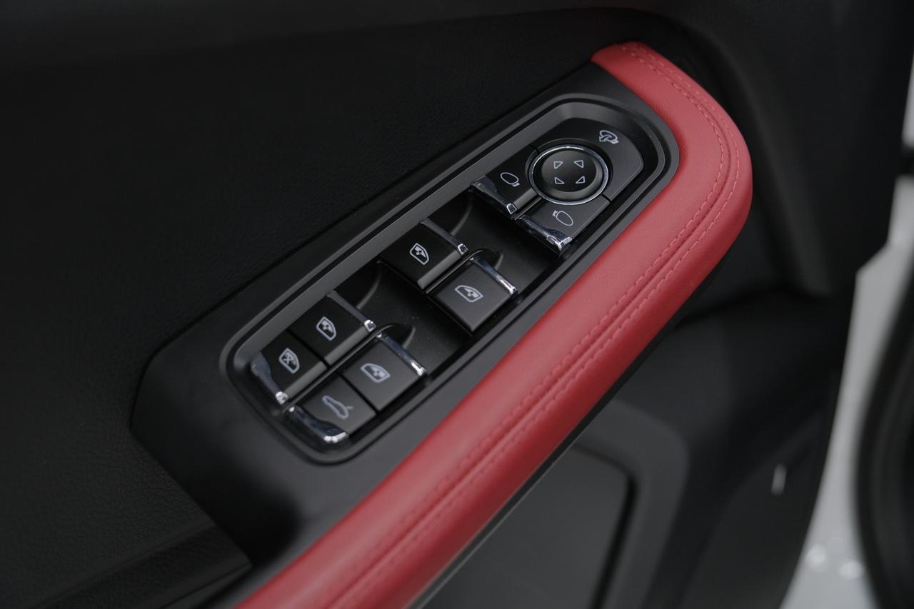 2022 Porsche Macan Base Miami FL