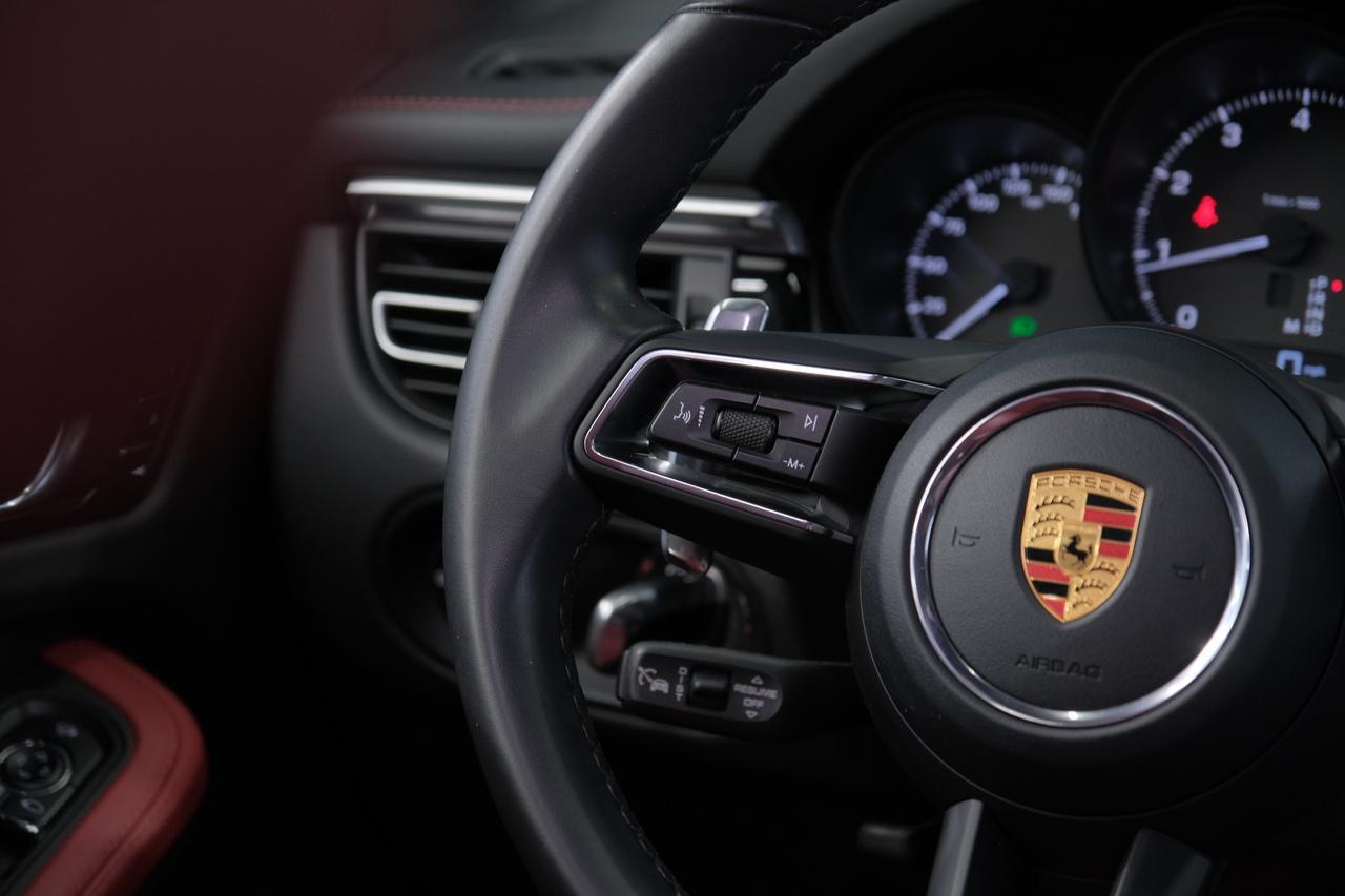 2022 Porsche Macan Base Miami FL