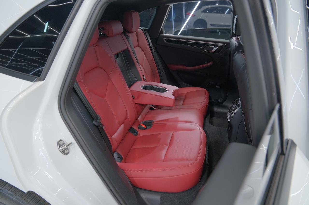 2022 Porsche Macan Base Miami FL