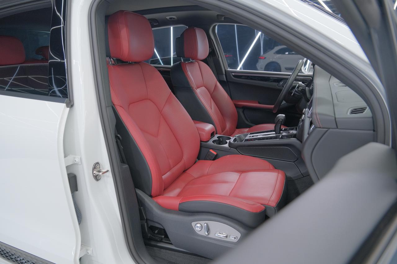 2022 Porsche Macan Base Miami FL