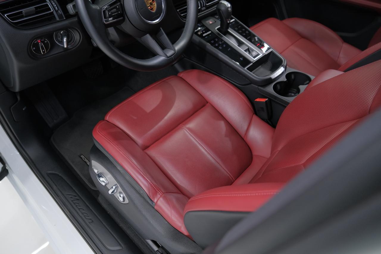 2022 Porsche Macan Base Miami FL