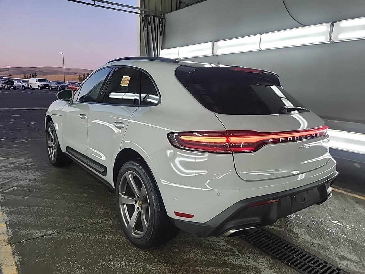 2022 Porsche Macan Base One Owner Prem Pkg + Vented Seats Portland OR