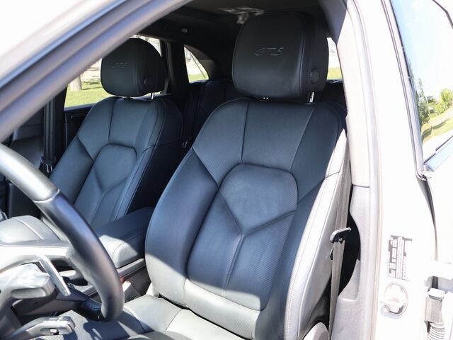 2022 Porsche Macan GTS Oshkosh WI