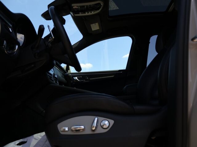 2022 Porsche Macan GTS Oshkosh WI