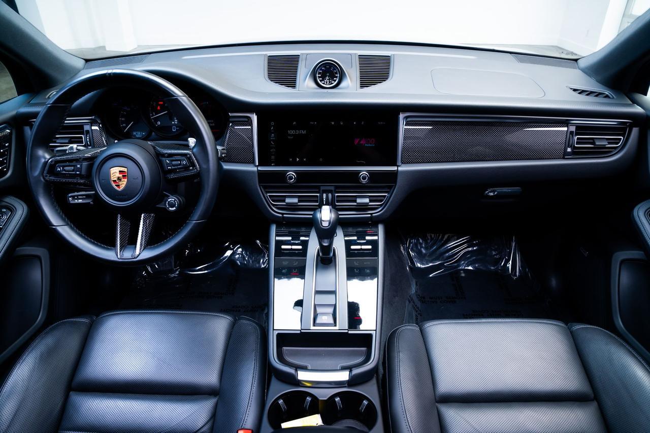 2022 Porsche Macan GTS Sport Chrono Package Carbon Interior Trim Portland OR
