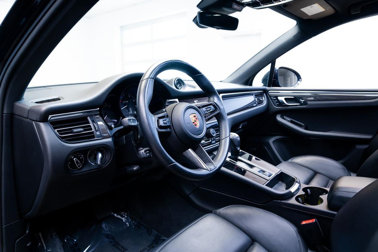 2022 Porsche Macan GTS Sport Chrono Package Carbon Interior Trim Portland OR