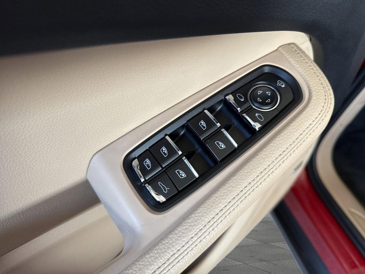 2022 Porsche Macan RX 350 Premium Plus San Antonio TX