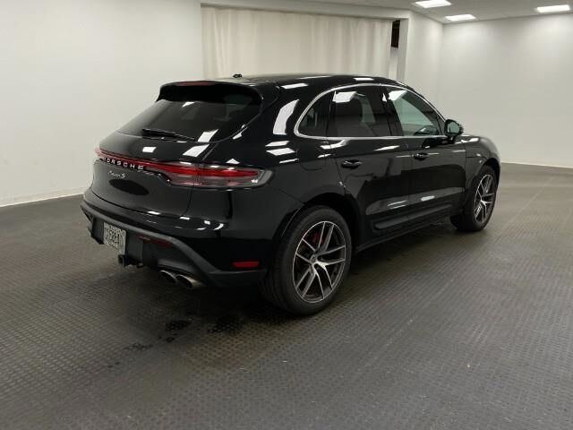 2022 Porsche Macan S Appleton WI