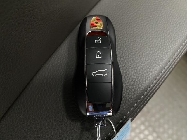 2022 Porsche Macan S Appleton WI
