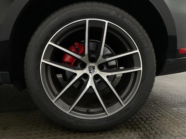 2022 Porsche Macan S Appleton WI