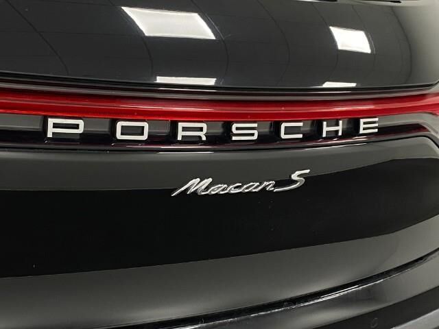 2022 Porsche Macan S Appleton WI