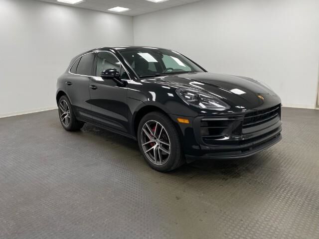 2022 Porsche Macan S Appleton WI