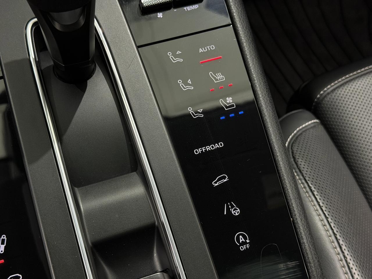 2022 Porsche Macan S Newark DE