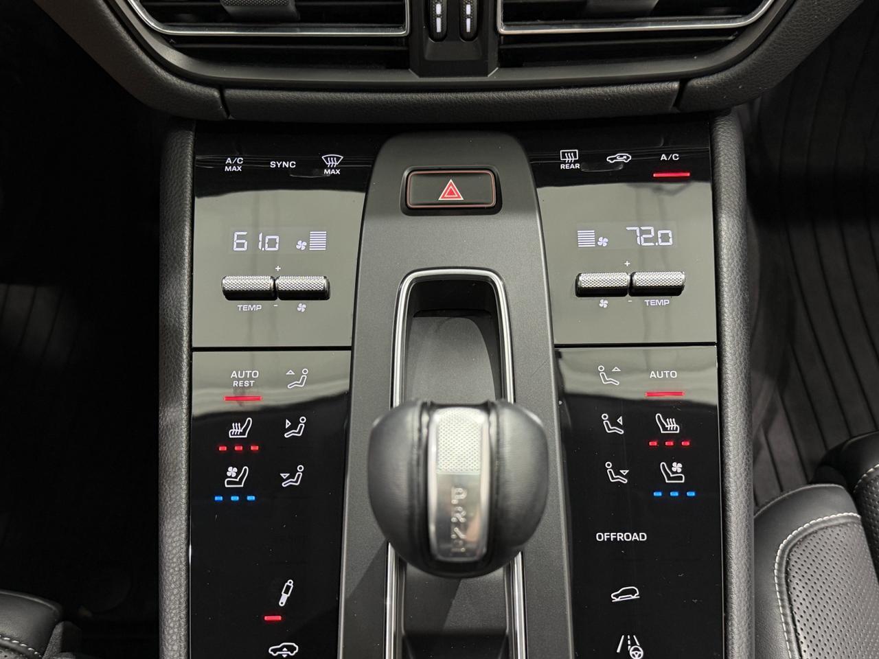 2022 Porsche Macan S Newark DE